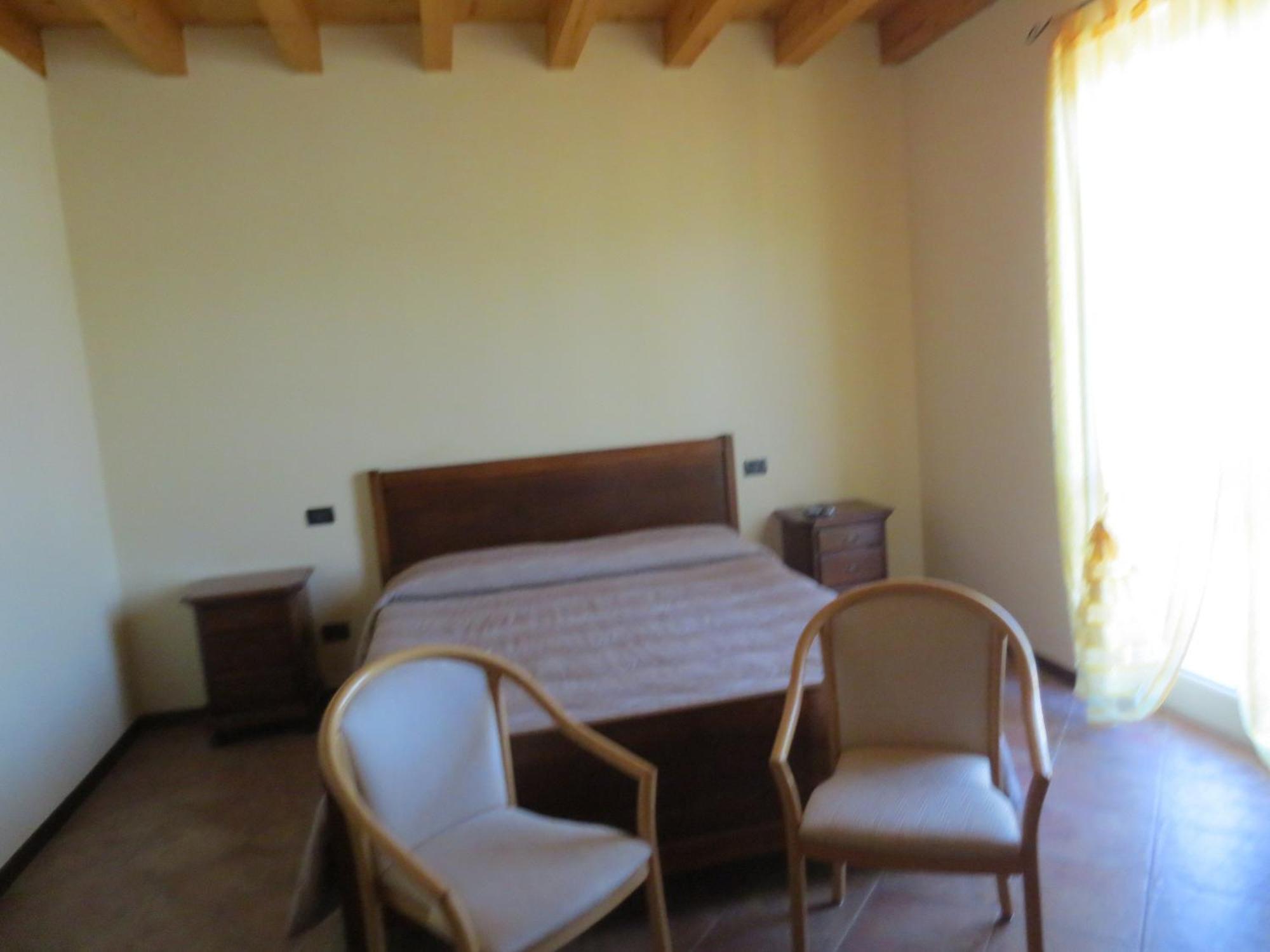 Agriturismo Parco Del Chiese Bedizzole Room photo